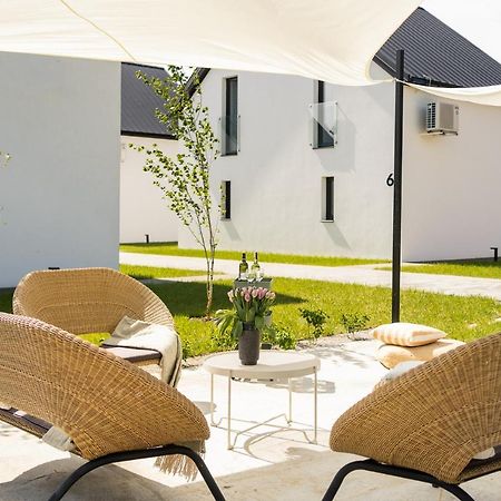 Komfortowe Oh Apartamenty Zator Exterior photo